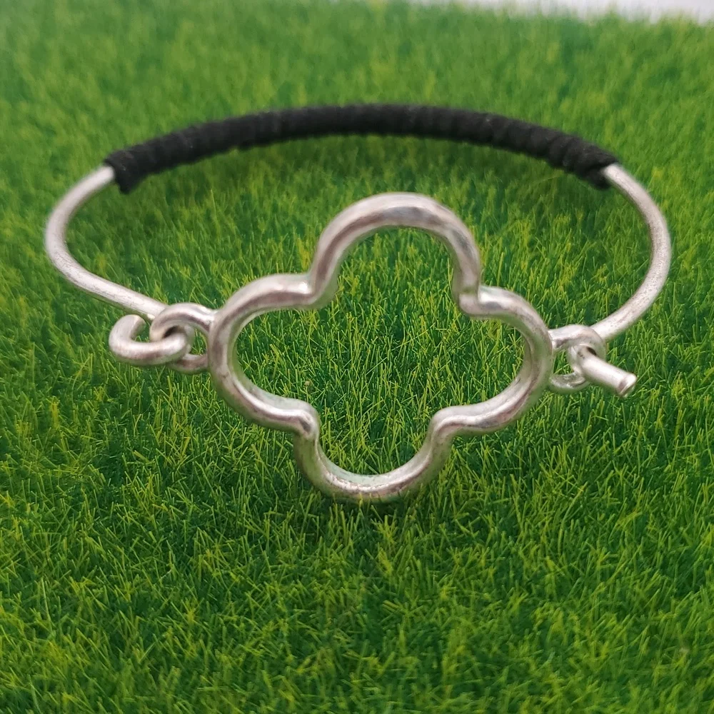 Sterling Clover Bracelet B3302 High End